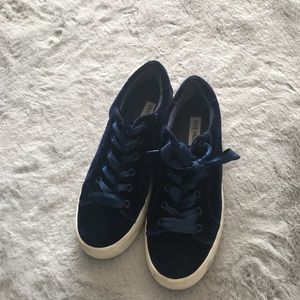 Steve Madden velvet navy sneakers